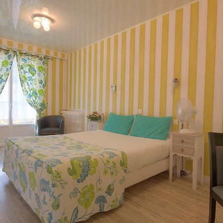 Logis Hotel Restaurant L'Essille Bassac Zewnętrze zdjęcie