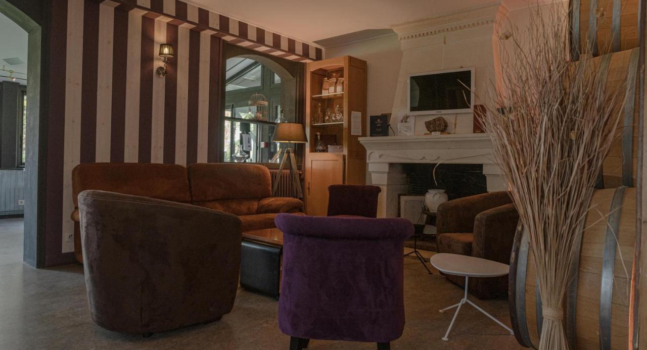 Logis Hotel Restaurant L'Essille Bassac Zewnętrze zdjęcie